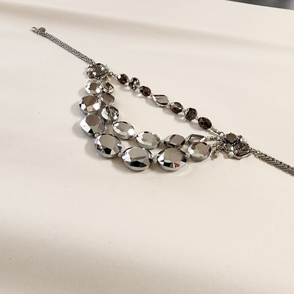 White House Black Market Chunky Glittery Beaded Jeweled Necklace 16"-18.5" EUC - Picture 9 of 11